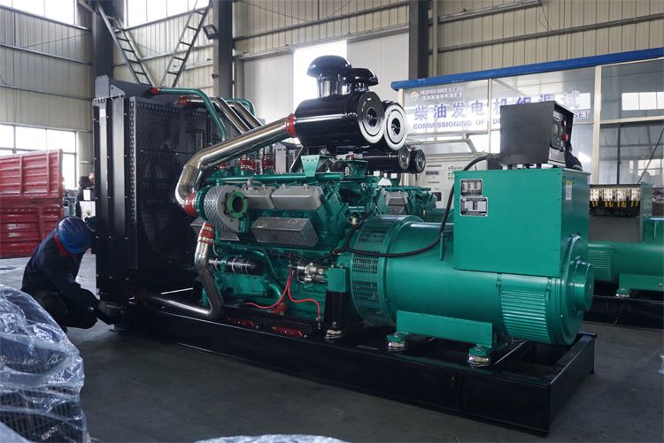 乾能600KW柴油發電機組QND27H8