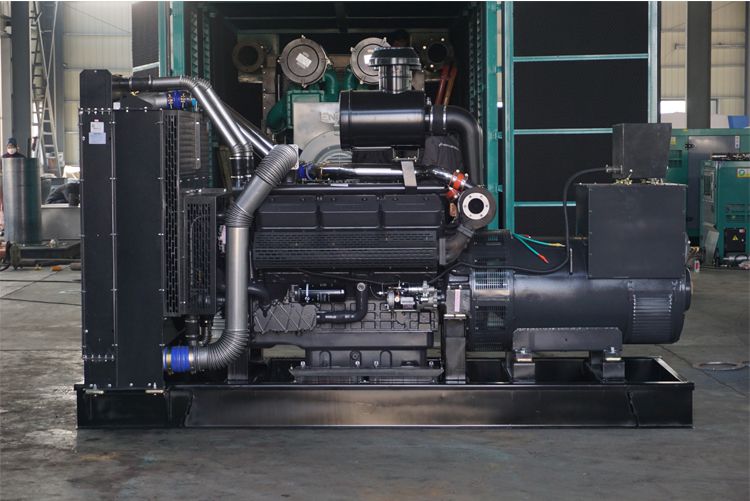 申動600KW柴油發電機組SD27G90