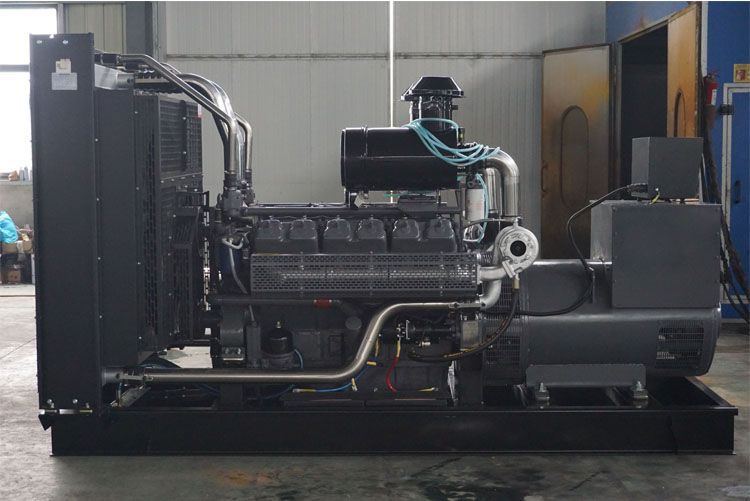 無動600KW柴油發電機組WD180TA